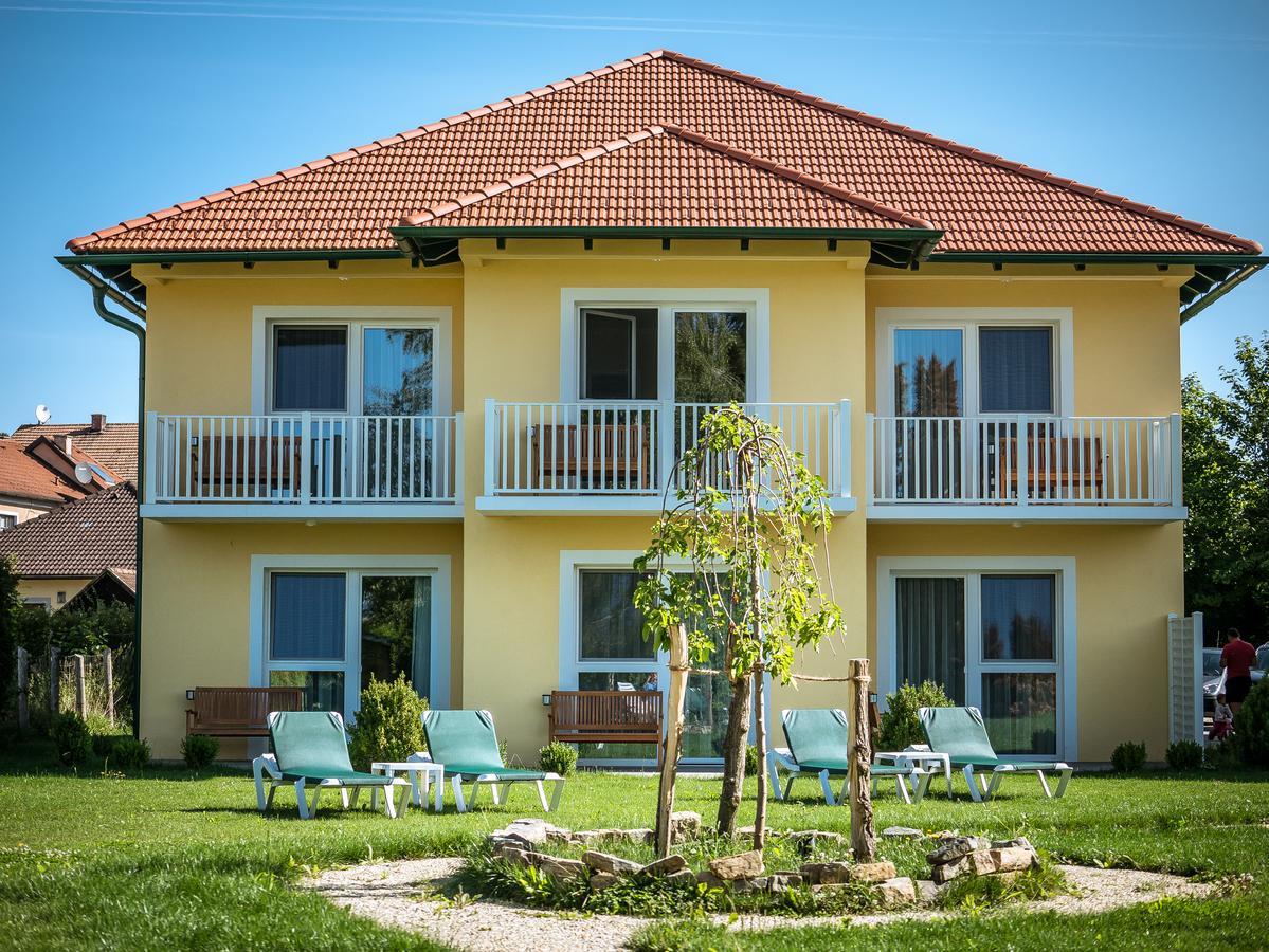 Dorf Hotel Gruener Baum Maria Laach am Jauerling Exteriér fotografie