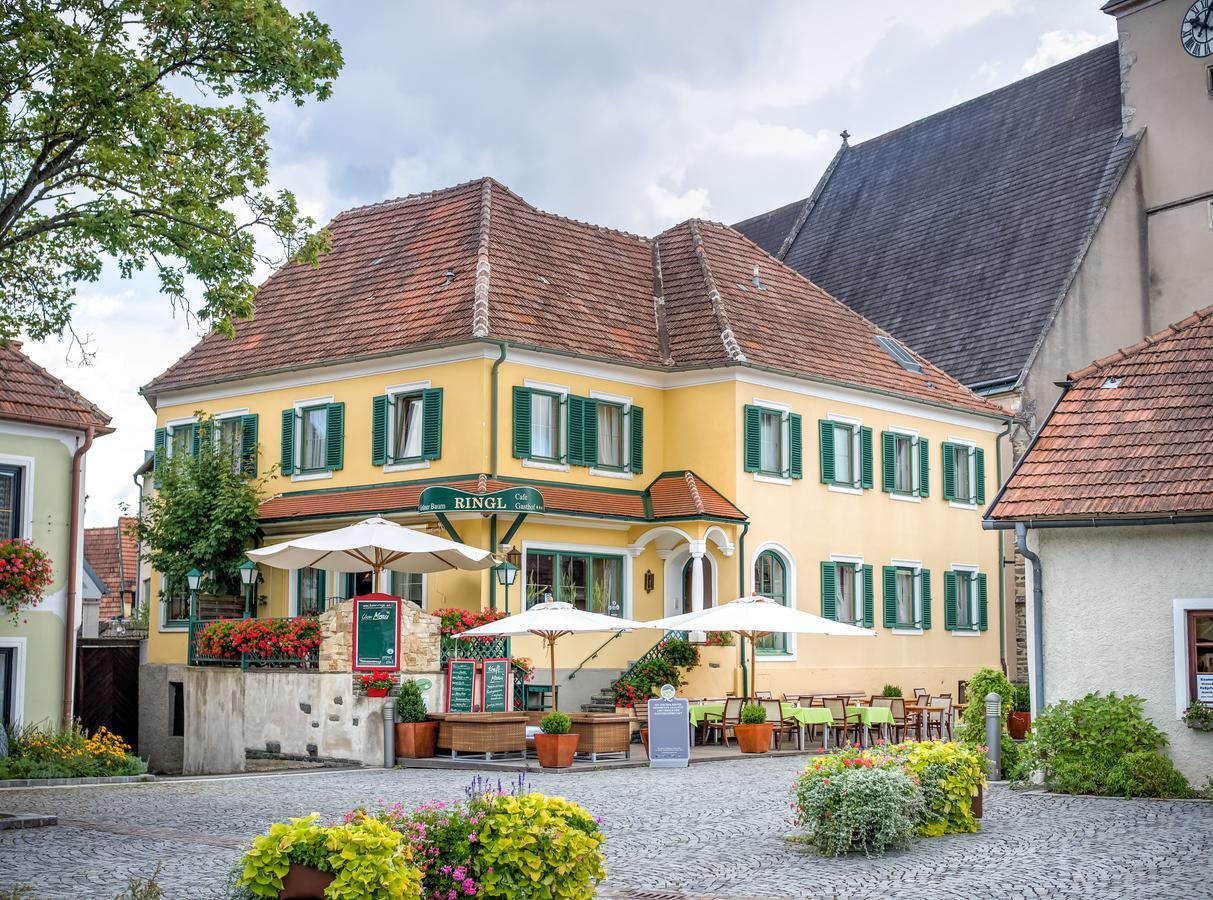 Dorf Hotel Gruener Baum Maria Laach am Jauerling Exteriér fotografie
